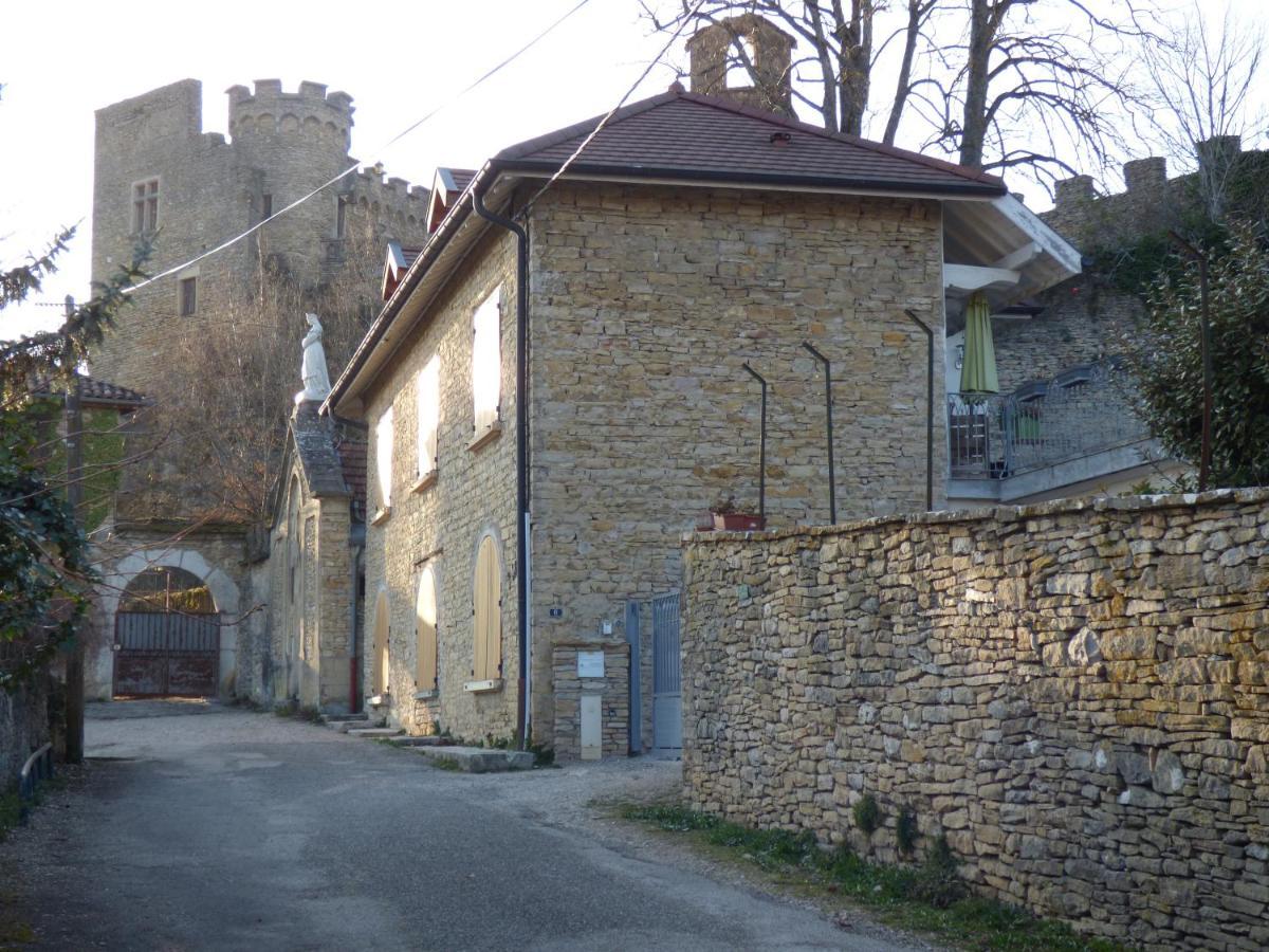 Ferienwohnung La Cour De Crémieu Exterior foto